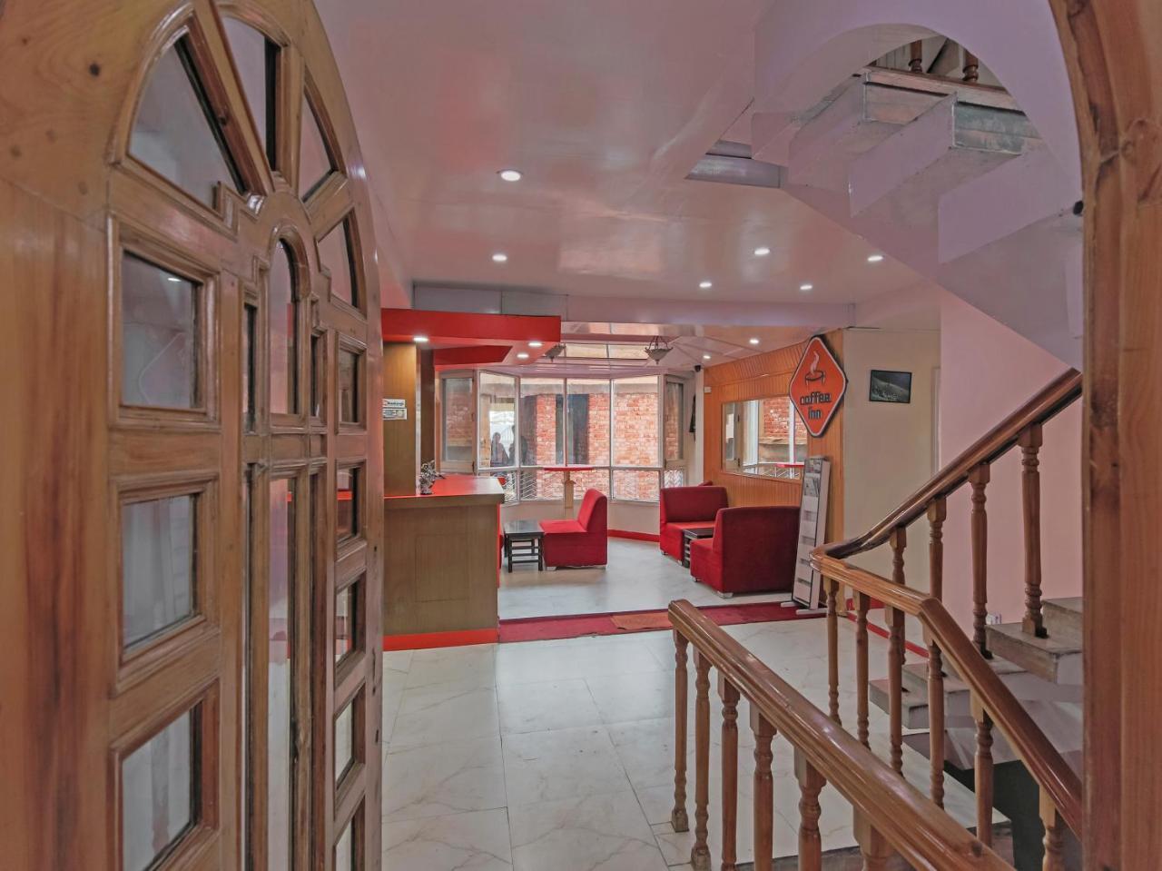 Oyo 22748 Barowalia Resorts Shimla Exterior photo