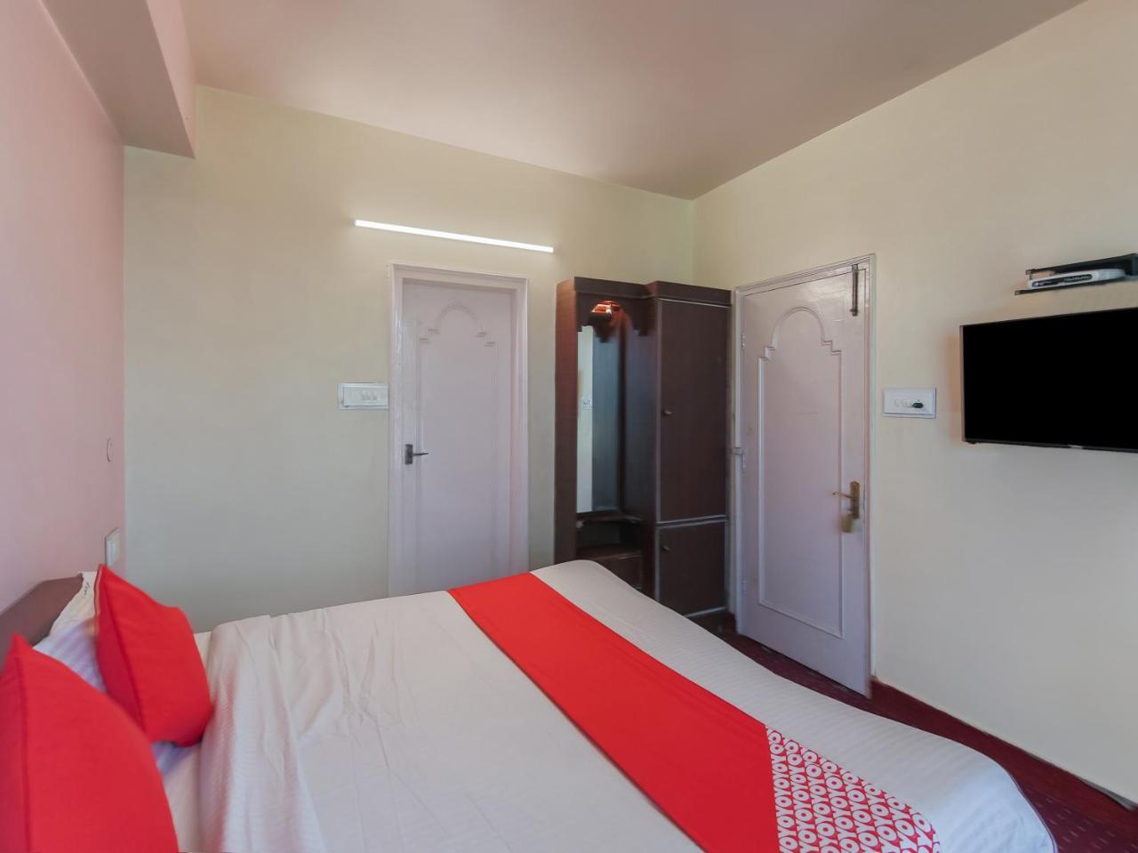 Oyo 22748 Barowalia Resorts Shimla Exterior photo